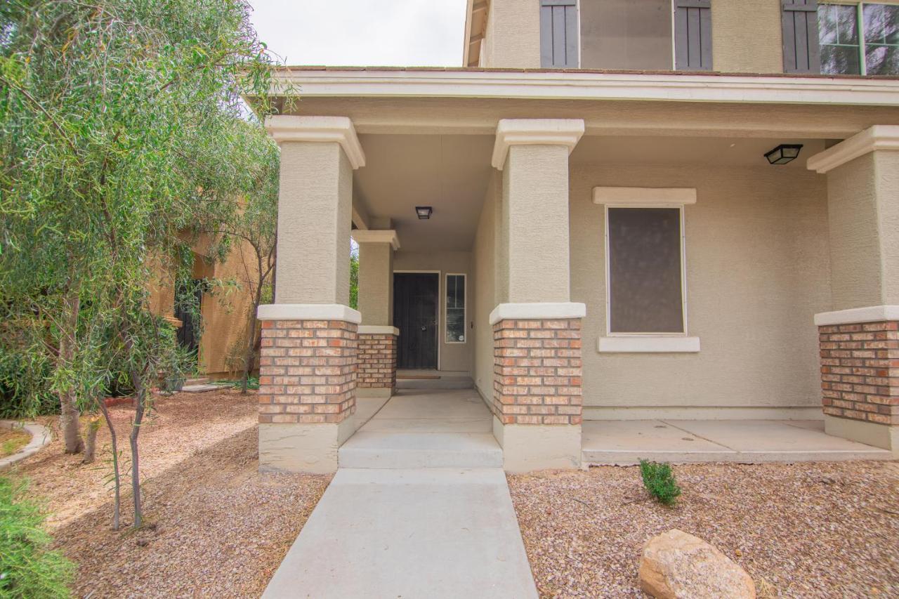 Stylish Home Phoenix - Low Rates Now! エクステリア 写真