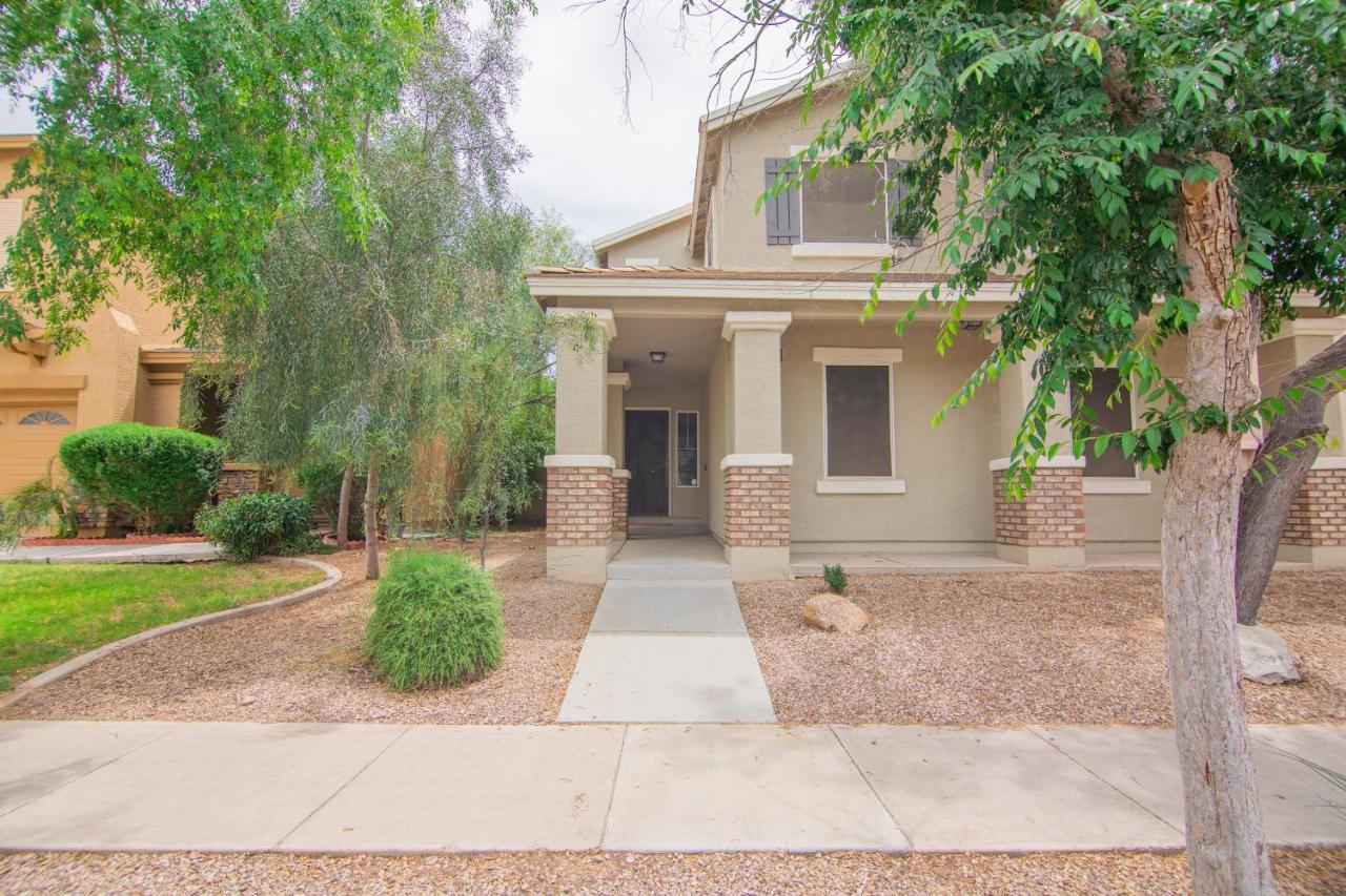 Stylish Home Phoenix - Low Rates Now! エクステリア 写真