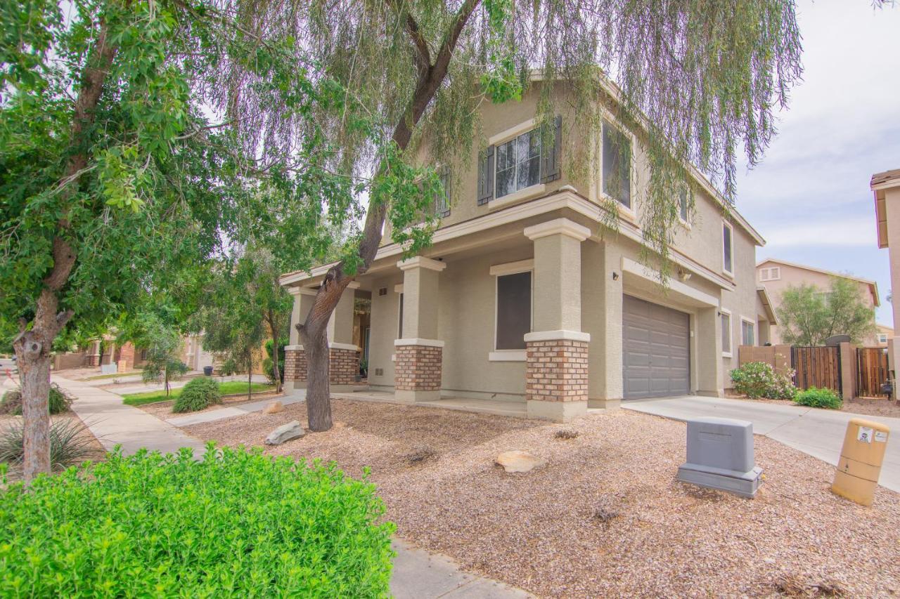 Stylish Home Phoenix - Low Rates Now! エクステリア 写真
