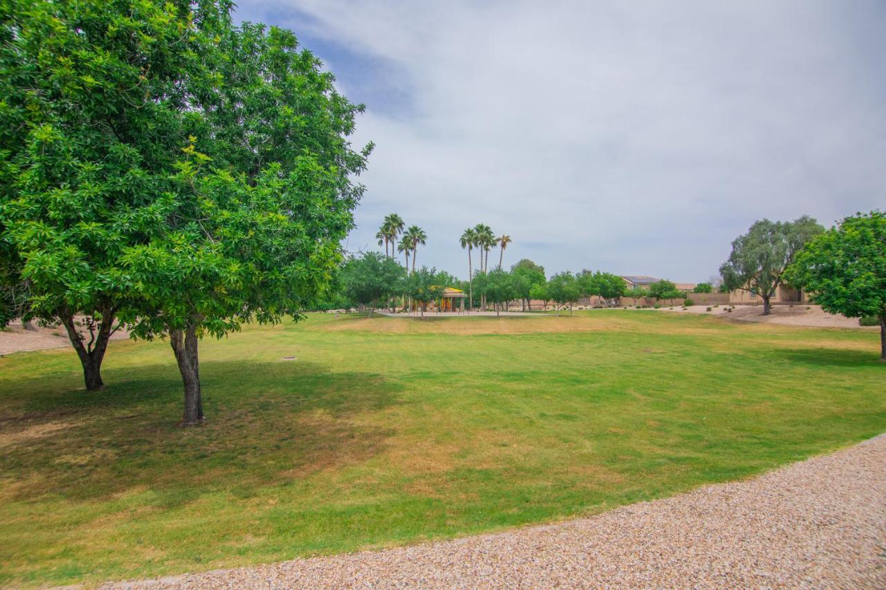 Stylish Home Phoenix - Low Rates Now! エクステリア 写真
